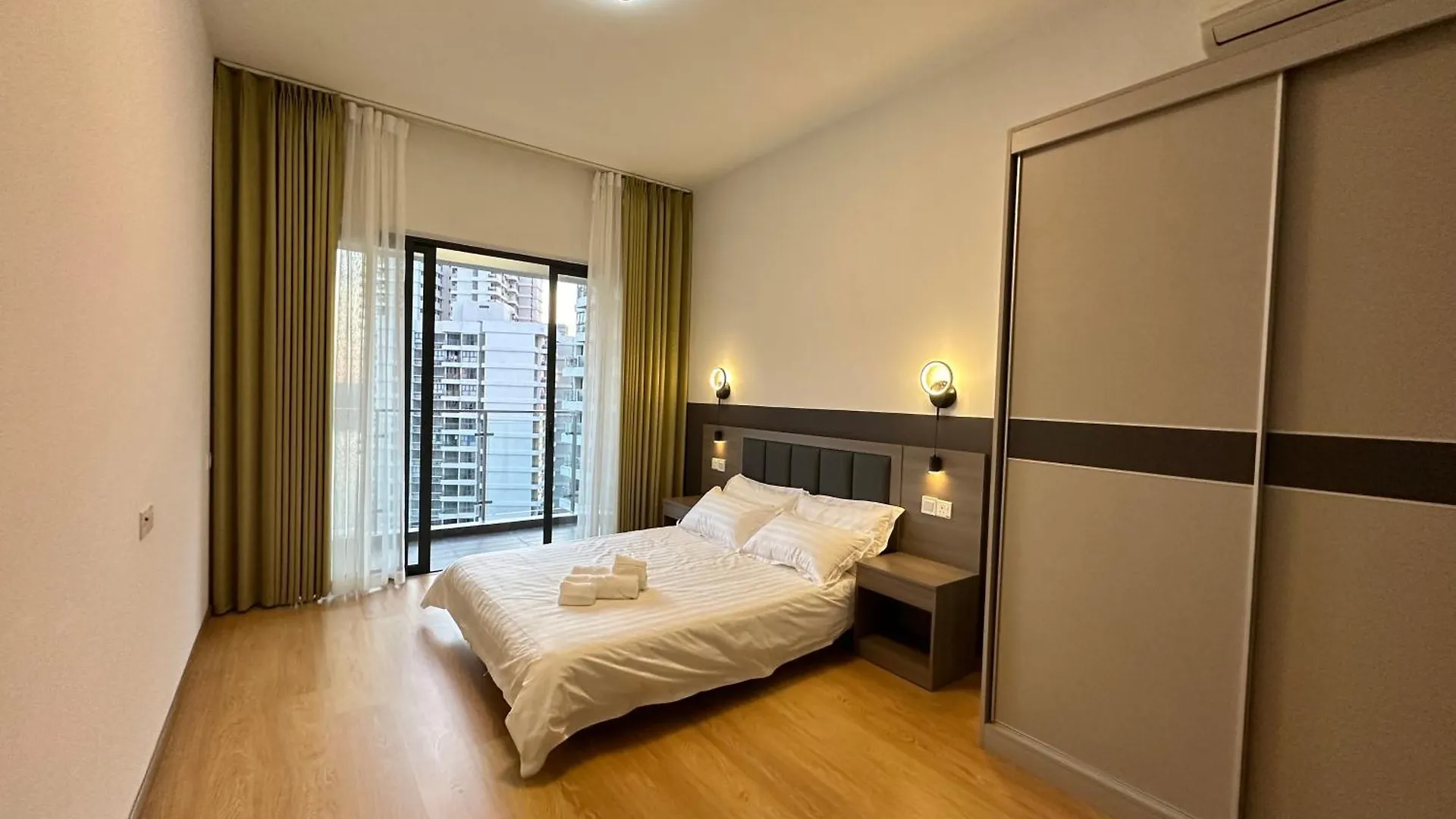 Deluxe 3 Bed 3 Bath Apartment Johor Bahru