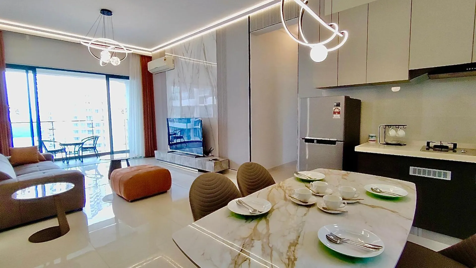 Deluxe 3 Bed 3 Bath Apartment Johor Bahru