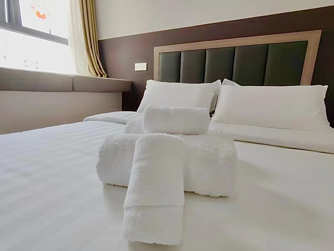 Deluxe 3 Bed 3 Bath Apartment Johor Bahru